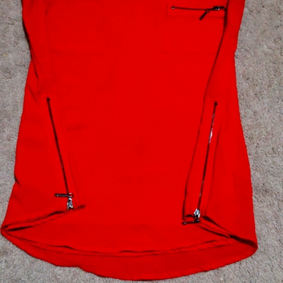 💥3/$15💥MY MICHELLE size Small red shirt - Picture 3 of 5